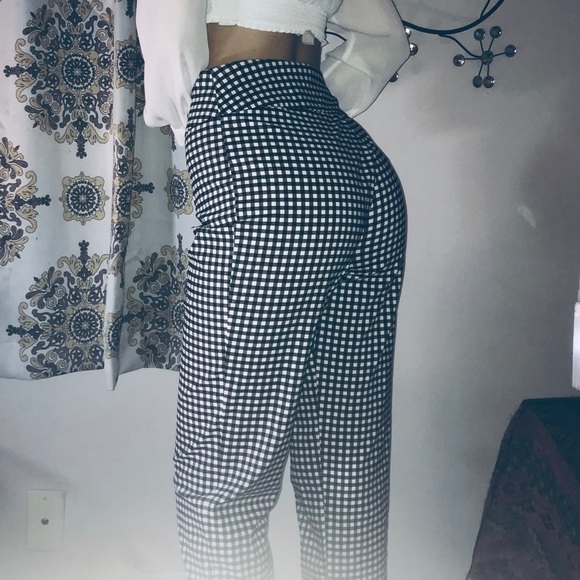 Sold on Mercari. - Picture 3 of 7